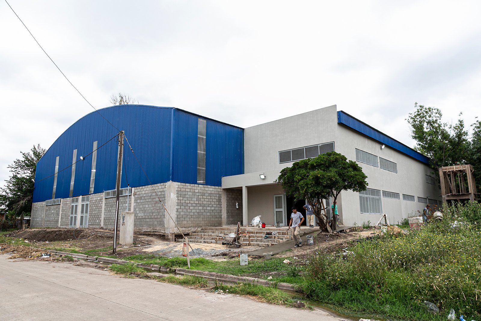 HISTÓRICO: FINALIZAN LA CONSTRUCCIÓN DEL EDIFICIO DEL CENTRO DE EDUCACIÓN FÍSICA N°56 DE DON ORIONE
