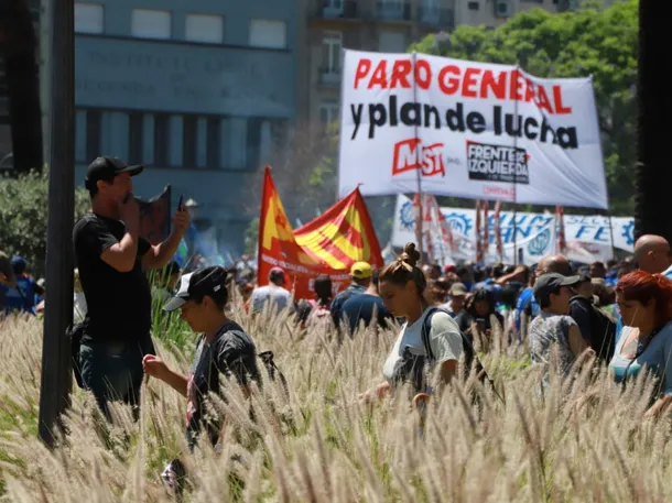 Ley Ómnibus: organizaciones piqueteras, de DDHH y sindicales marcharán al Congreso