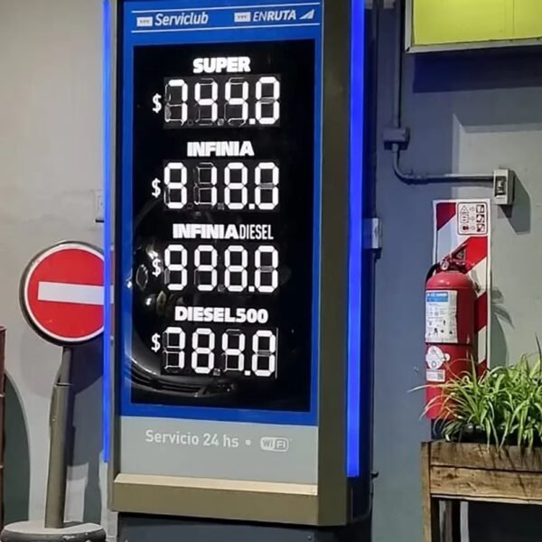 Otro golpe al bolsillo, El Gobierno dispuso un aumento gradual del impuesto a los combustibles y las naftas subieron 6,5% en promedio