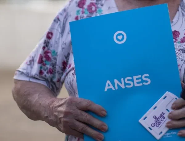 ANSES oficializó suba en jubilaciones y estableció los haberes mínimo y máximo para julio