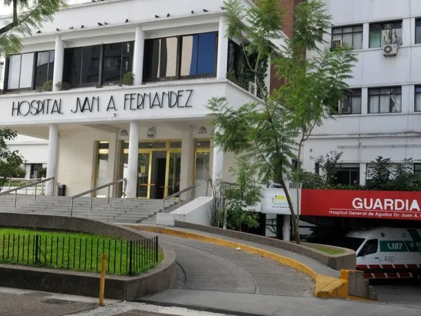 La joven que fue abusada en el Hospital Fernández reveló el infierno que vive: “Tengo miedo de todo”