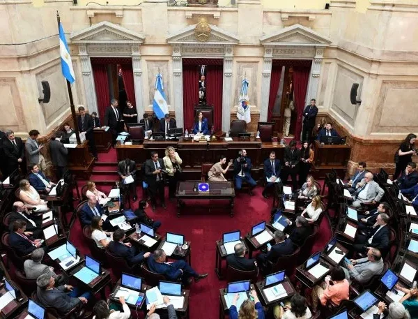 El Senado acordó un nuevo aumento de dietas y los legisladores pasarán a cobrar $9 millones por mes