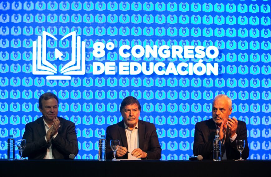 MÁS DE 6 MIL DOCENTES PARTICIPAN DEL CONGRESO DE EDUCACIÓN QUE SIGUE ESTE VIERNES CON GRANDES EXPOSITORES