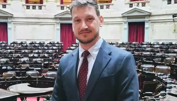 Germán Kiczka, pedófilo, prófugo y diputado libertario: los videos y chats aberrantes que lo comprometen