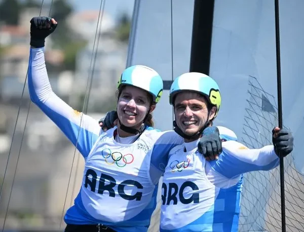 Mateo Majdalani y Eugenia Bosco ganaron la medalla de plata en Nacra 17 de los Juegos Olímpicos de París 2024