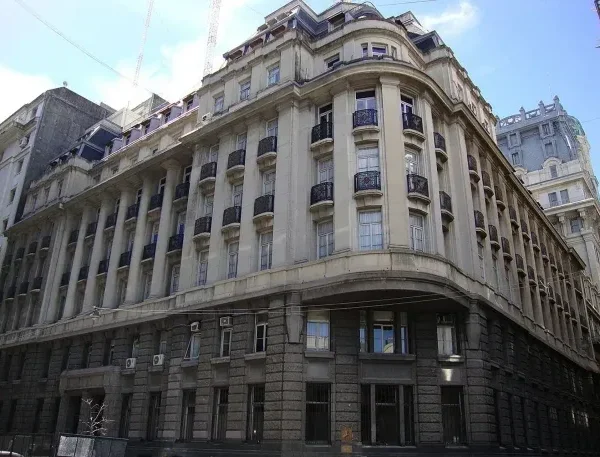 El Gobierno anunció que puso a la venta el edificio donde estaba el Ministerio de las Mujeres