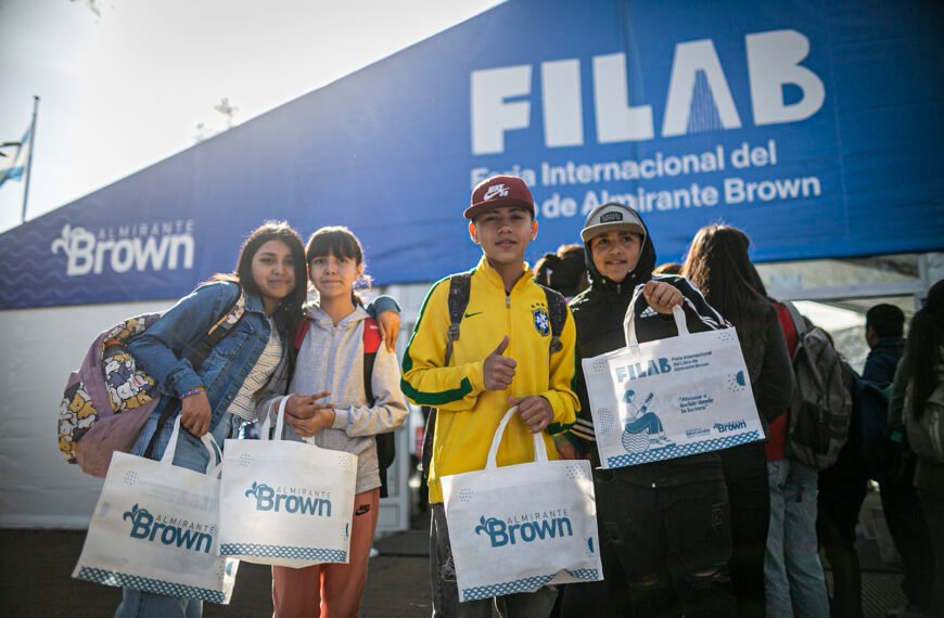 LANZARON DESCUENTOS DEL 40% CON LA “CUENTA DNI” EN LA FERIA INTERNACIONAL DEL LIBRO DE ALTE BROWN