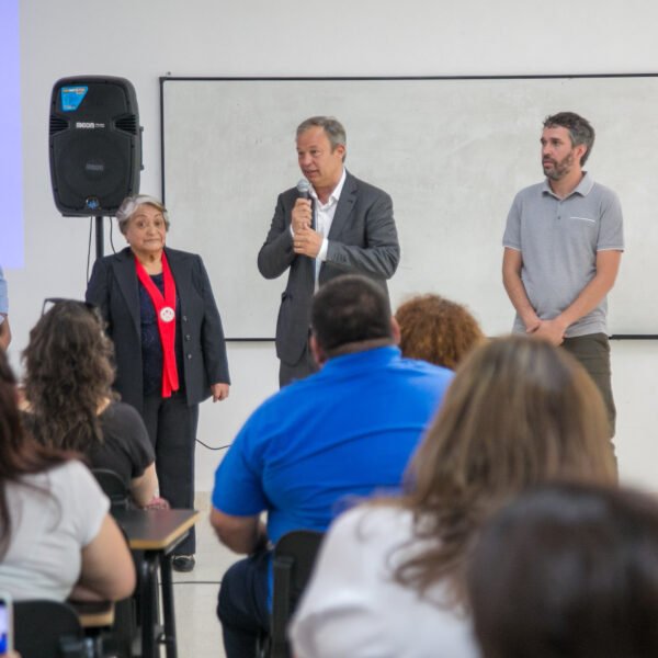 EN EL DÍA DE LA ENFERMERÍA, PRESENTARON EN ALTE BROWN UNA DIPLOMATURA PARA POTENCIAR LA FORMACIÓN PROFESIONAL