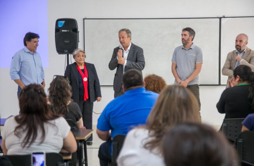 EN EL DÍA DE LA ENFERMERÍA, PRESENTARON EN ALTE BROWN UNA DIPLOMATURA PARA POTENCIAR LA FORMACIÓN PROFESIONAL