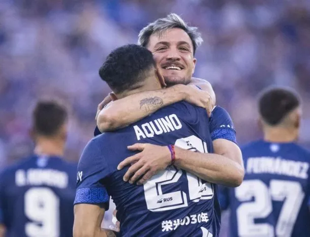 Liga Profesional: tras eliminar a Boca, Vélez le ganó a Sarmiento y se mantiene en lo más alto del torneo