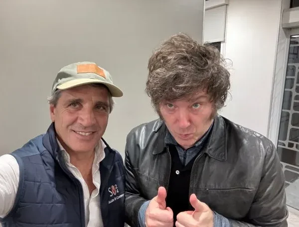 Denuncian a Javier Milei y a Luis Caputo por “malversación fondos públicos”
