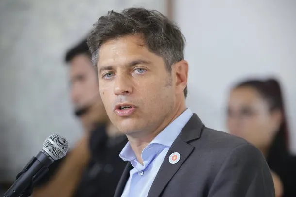 Axel Kicillof encabeza la Asamblea Legislativa en la Provincia tras los ataques de Javier Milei