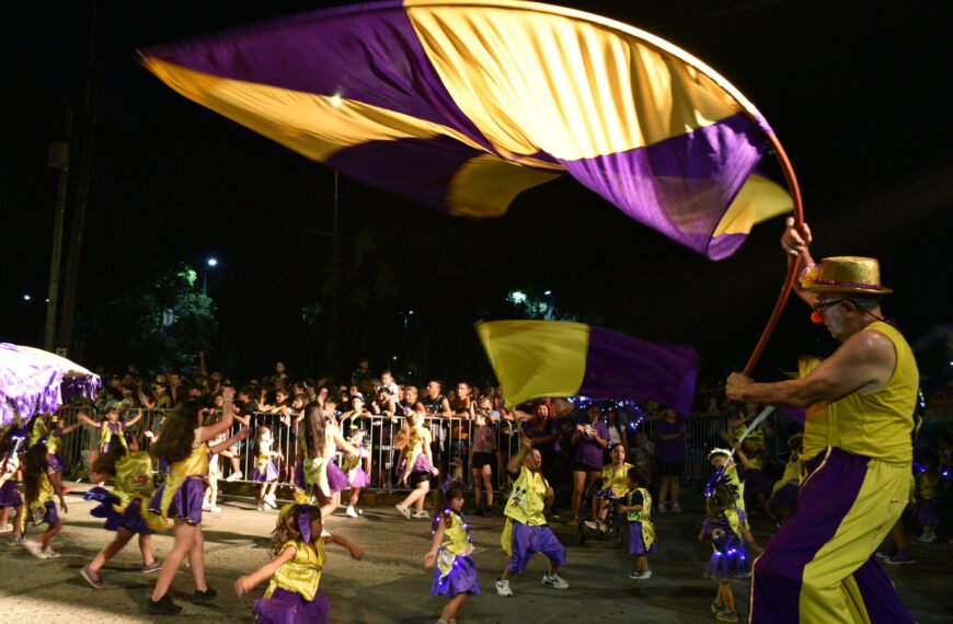 LAS CALLES DE ALTE BROWN SE LLENAN DE COLOR Y MÚSICA DE LA MANO DE LOS FESTIVALES DE CARNAVAL