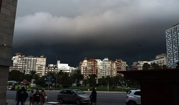 Alerta máxima ahora en Mar del Plata por lluvias fuertes: se acerca la tormenta de Bahía Blanca a la Ciudad Feliz