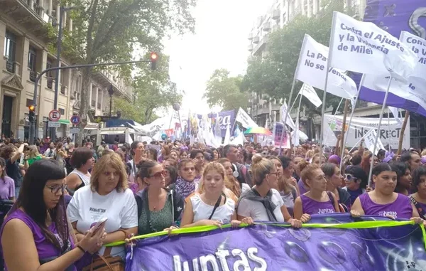 8M: una multitud se movilizó en Buenos Aires y en las principales ciudades del país