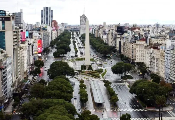 Con chaparrones a la vista, el jueves será la antesala de un frío viernes: todos los detalles