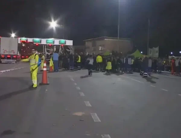 Caos en la Autopista Riccheri por un corte de trabajadores del peaje