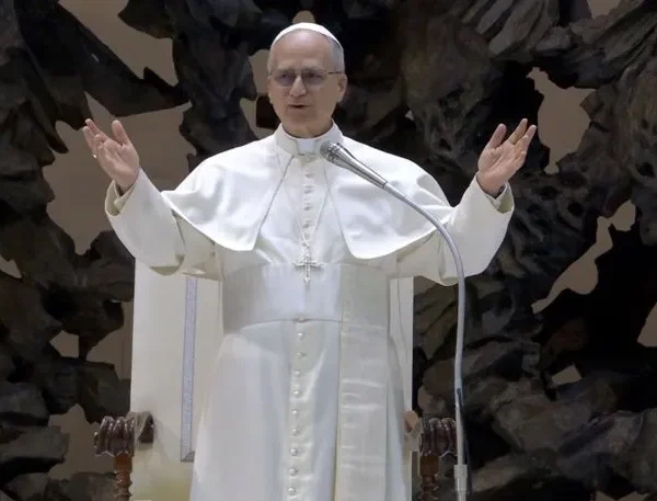 El papa León XIV llamó a la paz en el mundo: “¡Reunámonos, conversemos, negociemos!”