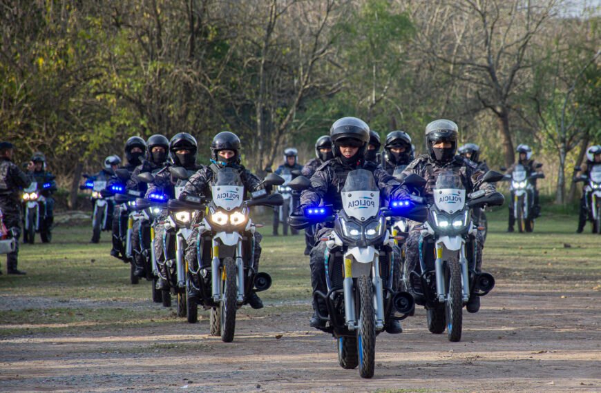 EL MUNICIPIO ALTE BROWN INCORPORÓ 58 MÓVILES Y 30 MOTOS PARA QUE LA POLICÍA BONAERENSE REFUERCE LOS PATRULLAJES