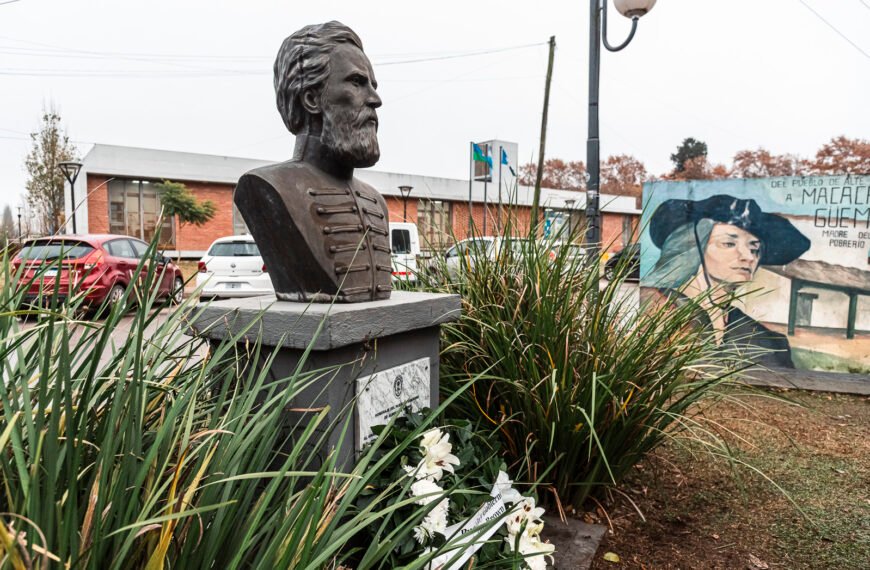 EMOTIVO HOMENAJE EN ALTE BROWN AL GENERAL MARTÍN DE GÜEMES EN EL ANIVERSARIO DE SU PASO A LA INMORTALIDAD