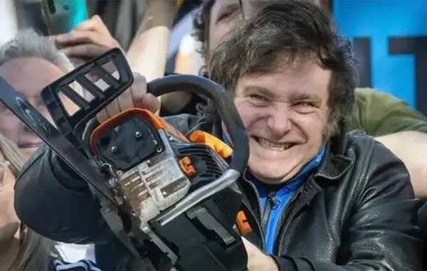 Otros 140 mil hogares de ingresos medios perderán, desde enero, los subsidios a la luz y el gas