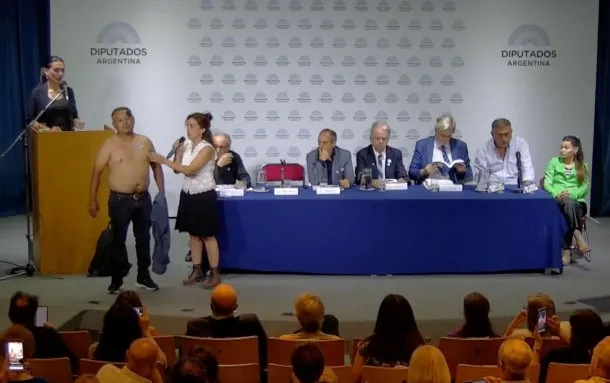 Insólito acto antivacunas realizado en el Congreso y organizado por diputada del PRO