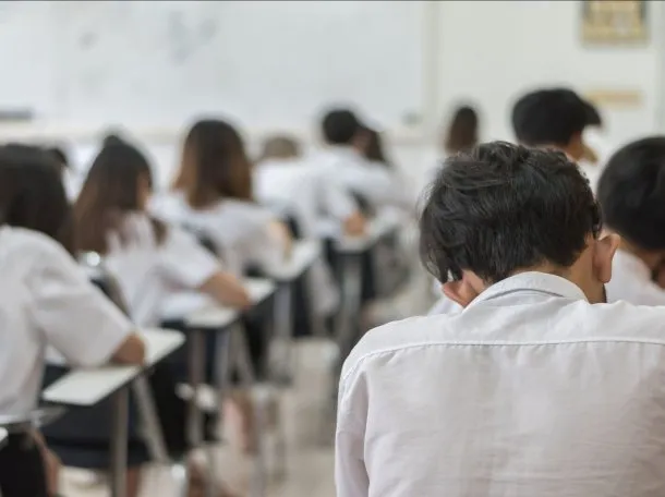 El Gobierno derogó una norma que regulaba las cuotas y matrículas de colegios privados: todos los detalles